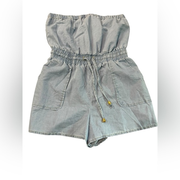 NWT Hint of blush Chambray strapless romper 80s vibes Comfy relaxed fit Large - Picture 1 of 4